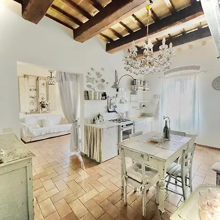 House Altana * Spello